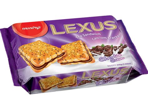Munchy's Lexus Chocolate Cream  Cracker 225g